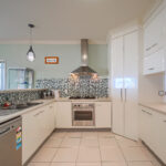 6 Pohlmann Court, SCARNESS, QLD 4655 AUS