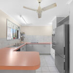 38 Paul Drive, POINT VERNON, QLD 4655 AUS