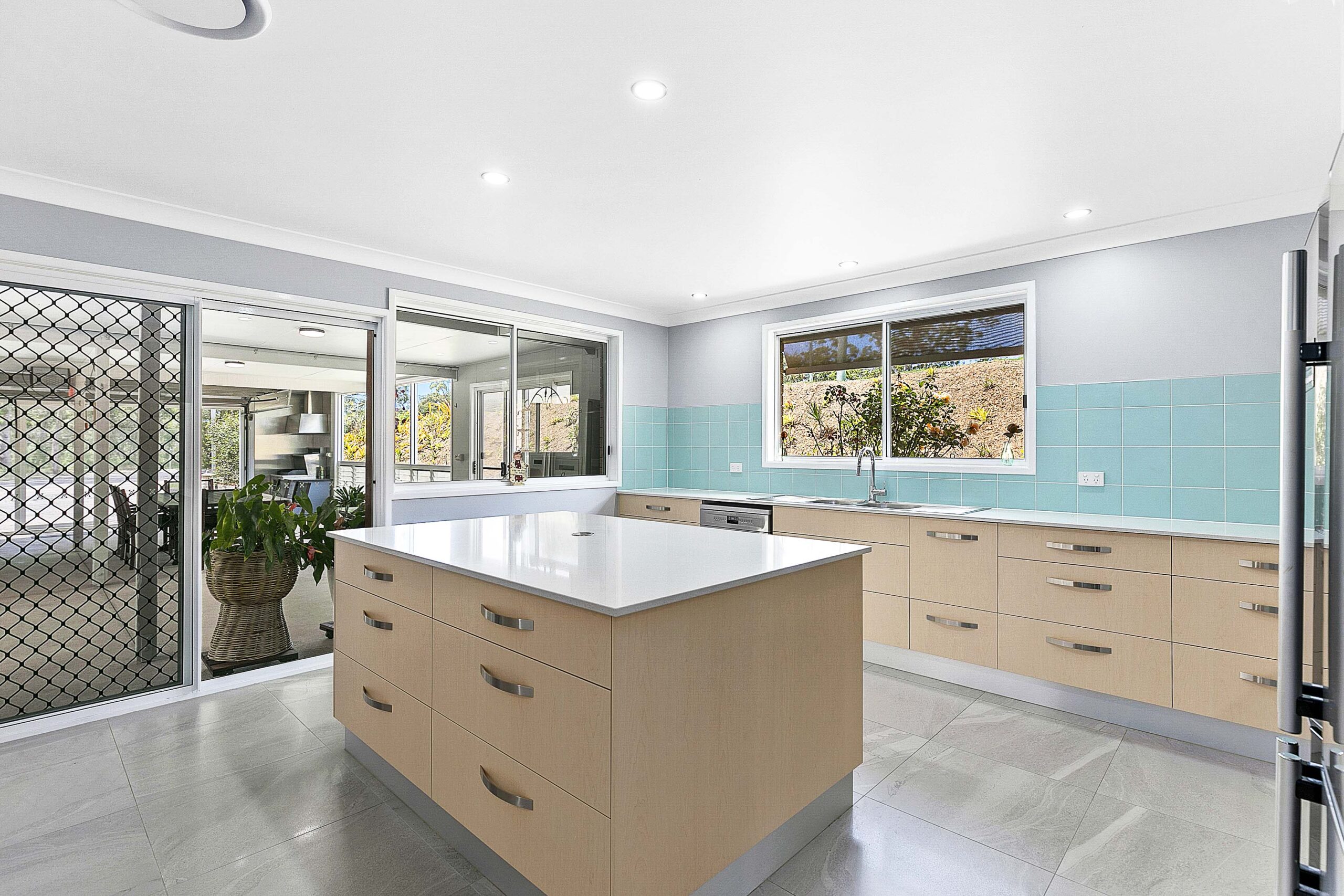 3261 Maryborough - Hervey Bay Rd, NIKENBAH, QLD 4655 AUS