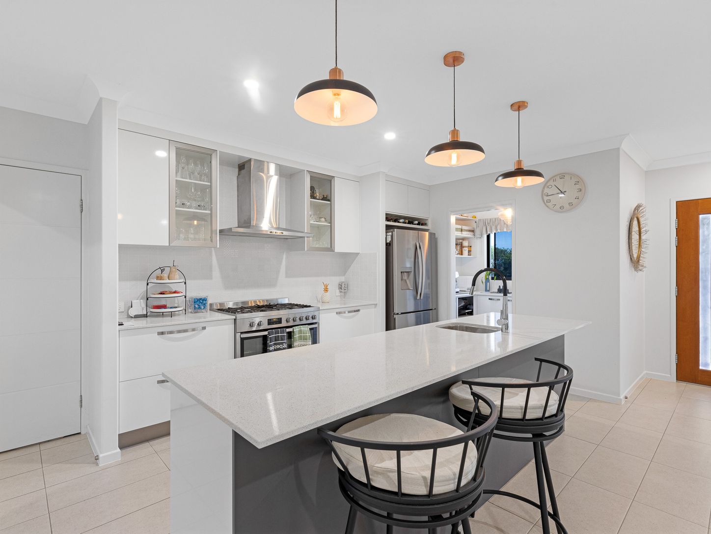 138-140 Cove Boulevard, RIVER HEADS, QLD 4655 AUS