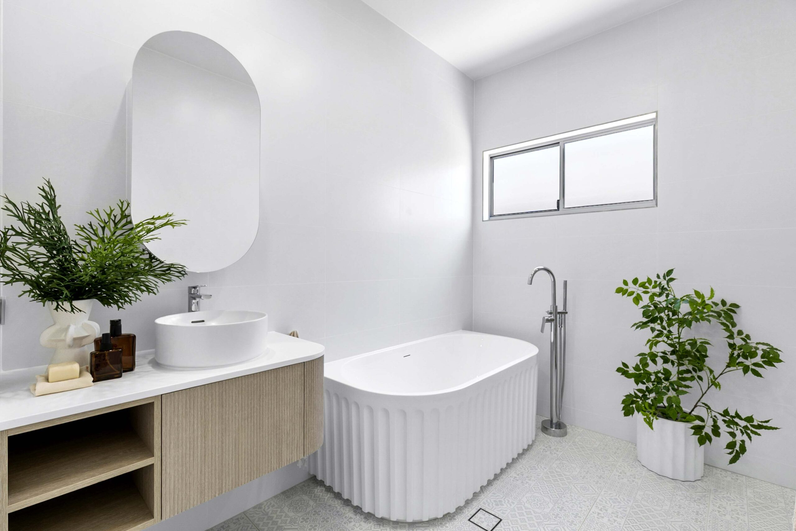 39 Oceanview Street, POINT VERNON, QLD 4655 AUS