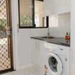 9 Charleville Street, POINT VERNON, QLD 4655 AUS