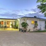 9 Charleville Street, POINT VERNON, QLD 4655 AUS