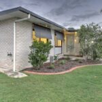 9 Charleville Street, POINT VERNON, QLD 4655 AUS