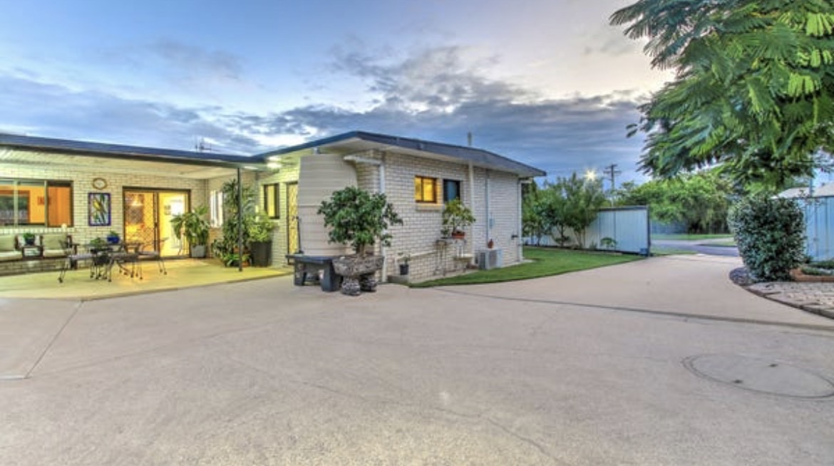 9 Charleville Street, POINT VERNON, QLD 4655 AUS