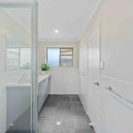 10 Hervey Street, SCARNESS, QLD 4655 AUS