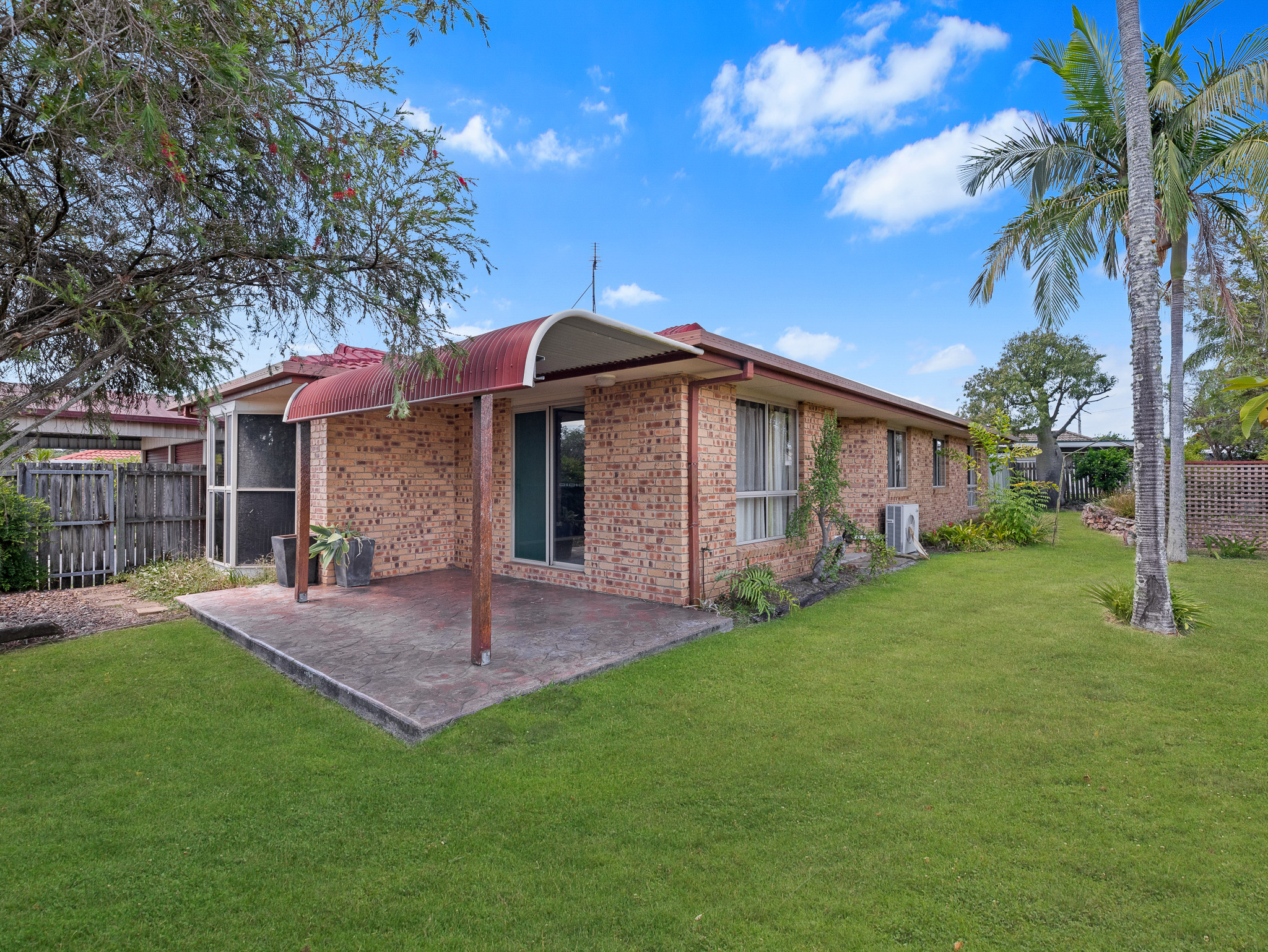 1 Palm Meadows Place, PIALBA, QLD 4655 AUS