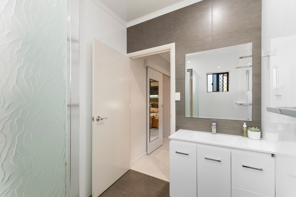 20-22 Ferrero Street, LUCINDA, QLD 4850 AUS