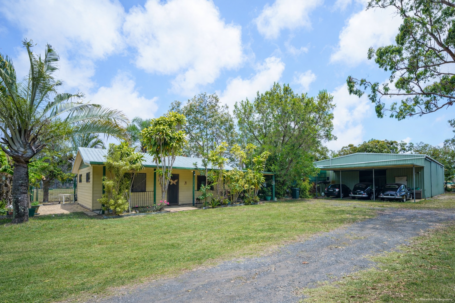 33 Shore Road West, BOORAL, QLD 4655 AUS