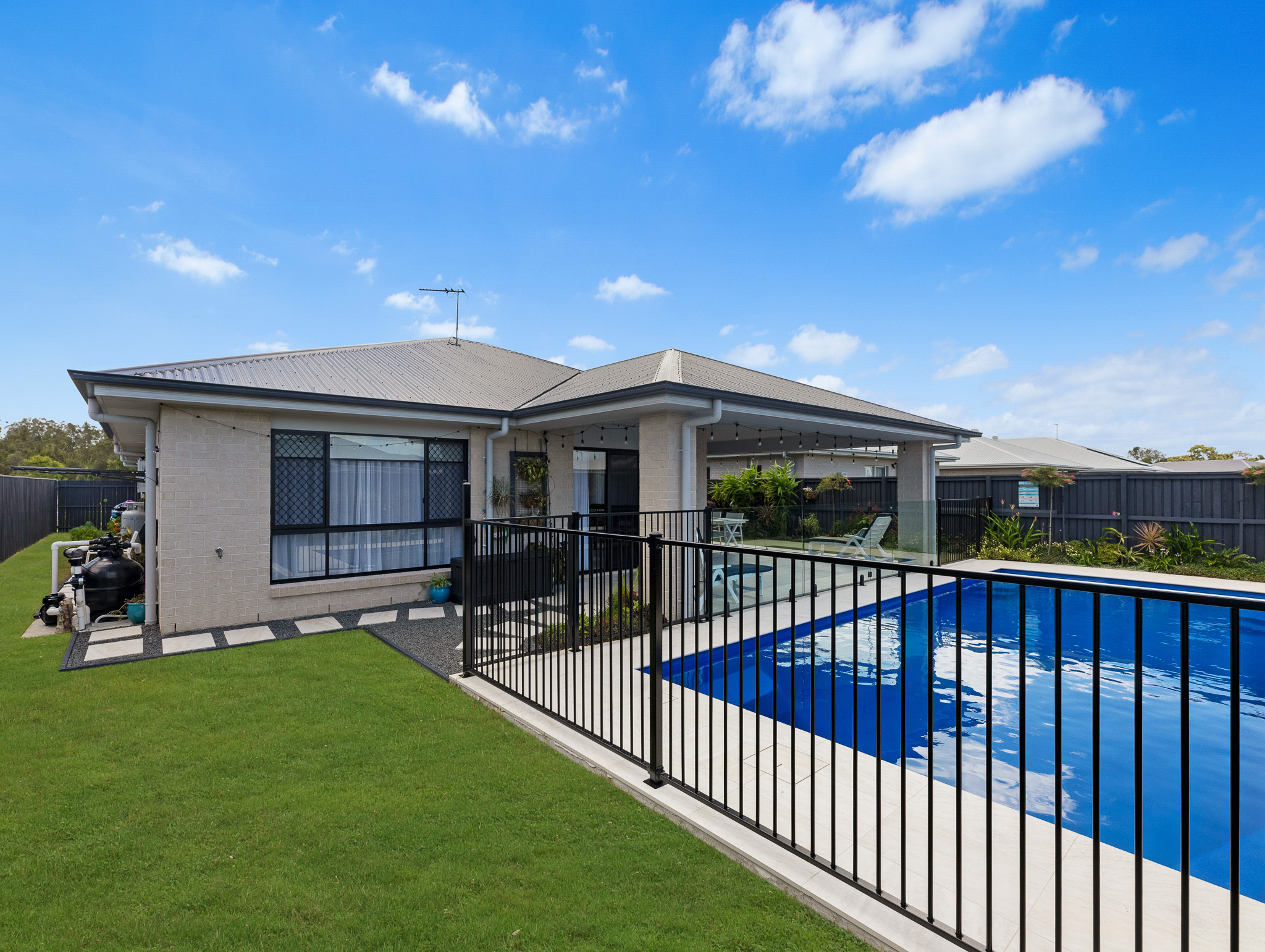 42 Seagull Circuit, POINT VERNON, QLD 4655 AUS