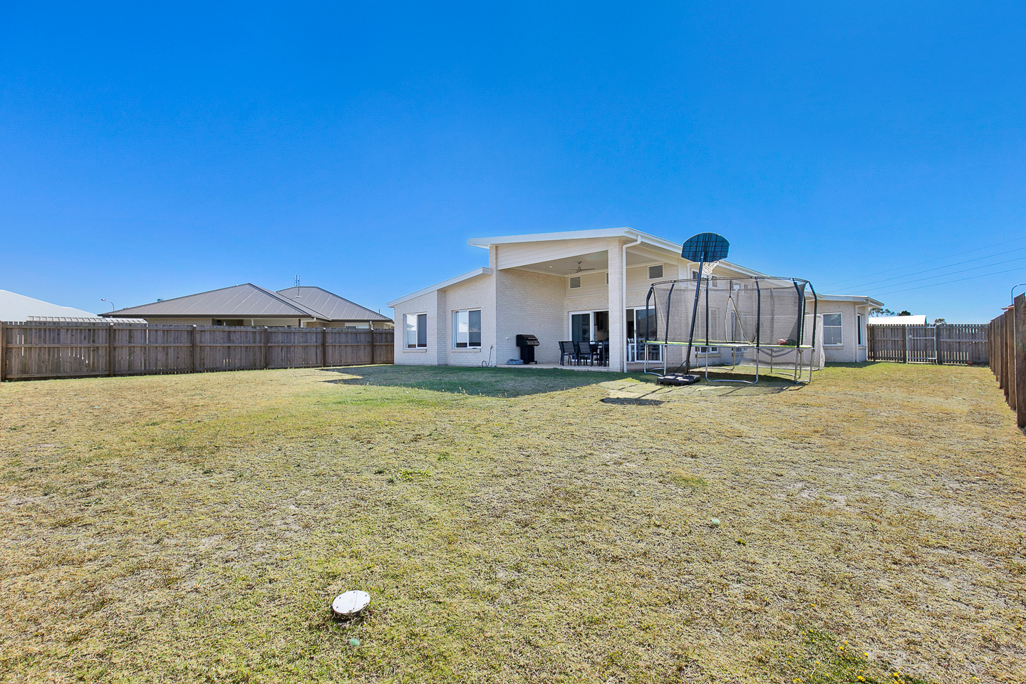 3 Serene Way, WONDUNNA, QLD 4655 AUS