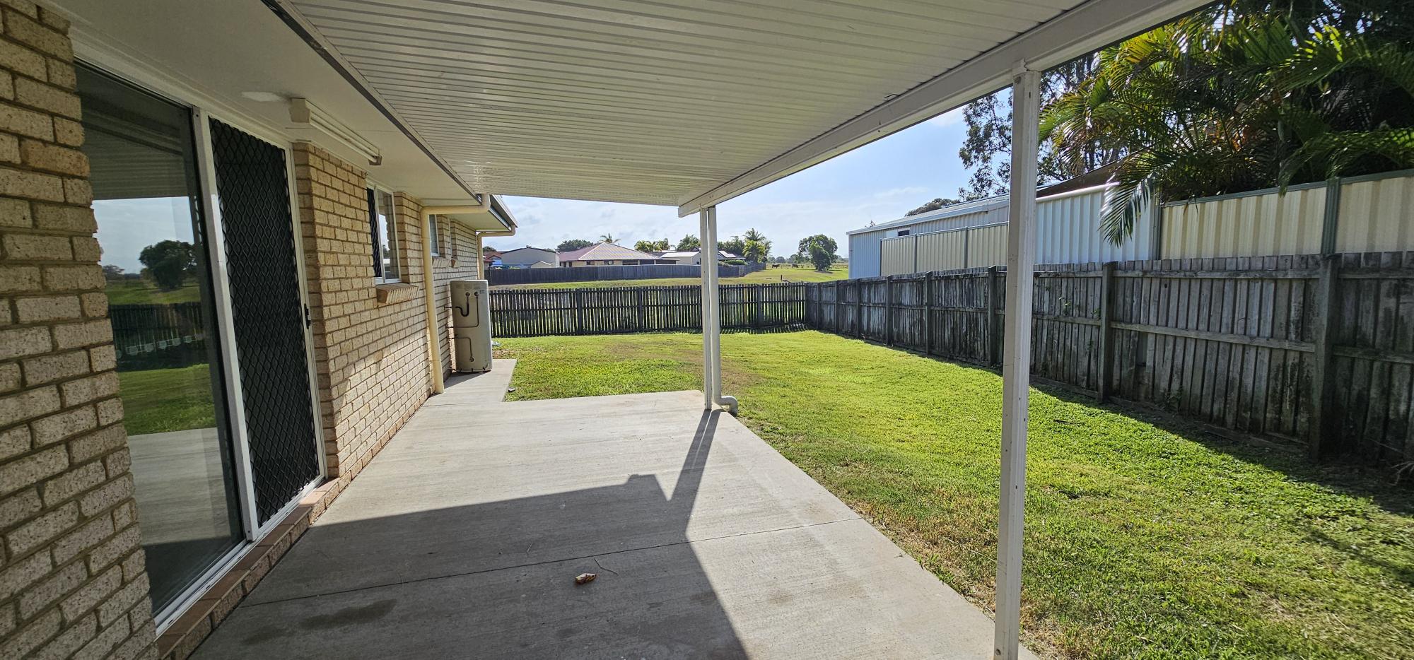 2/56 Saint Joseph Drive, URRAWEEN, QLD 4655 AUS