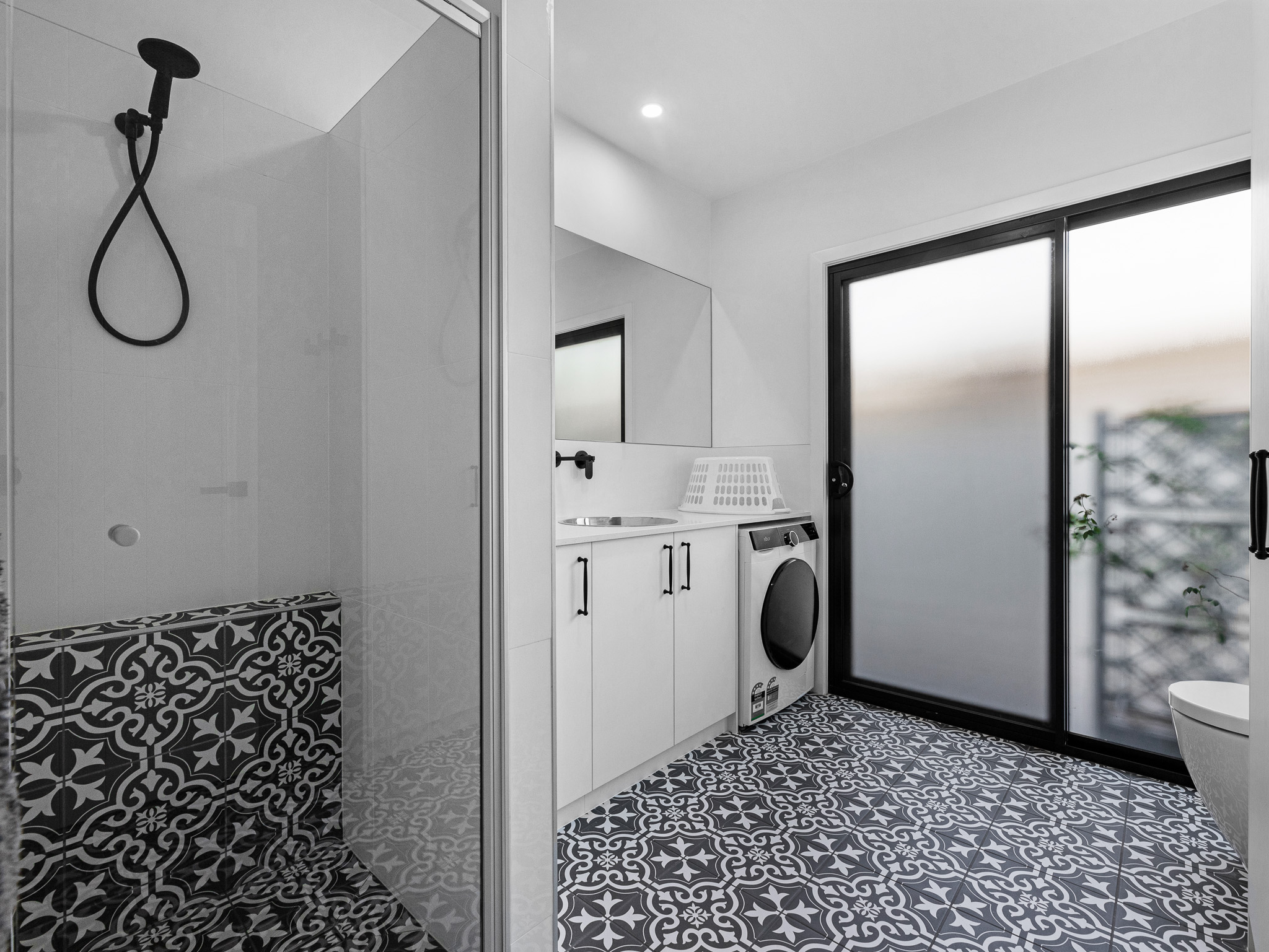 527 Esplanade, URANGAN, QLD 4655 AUS