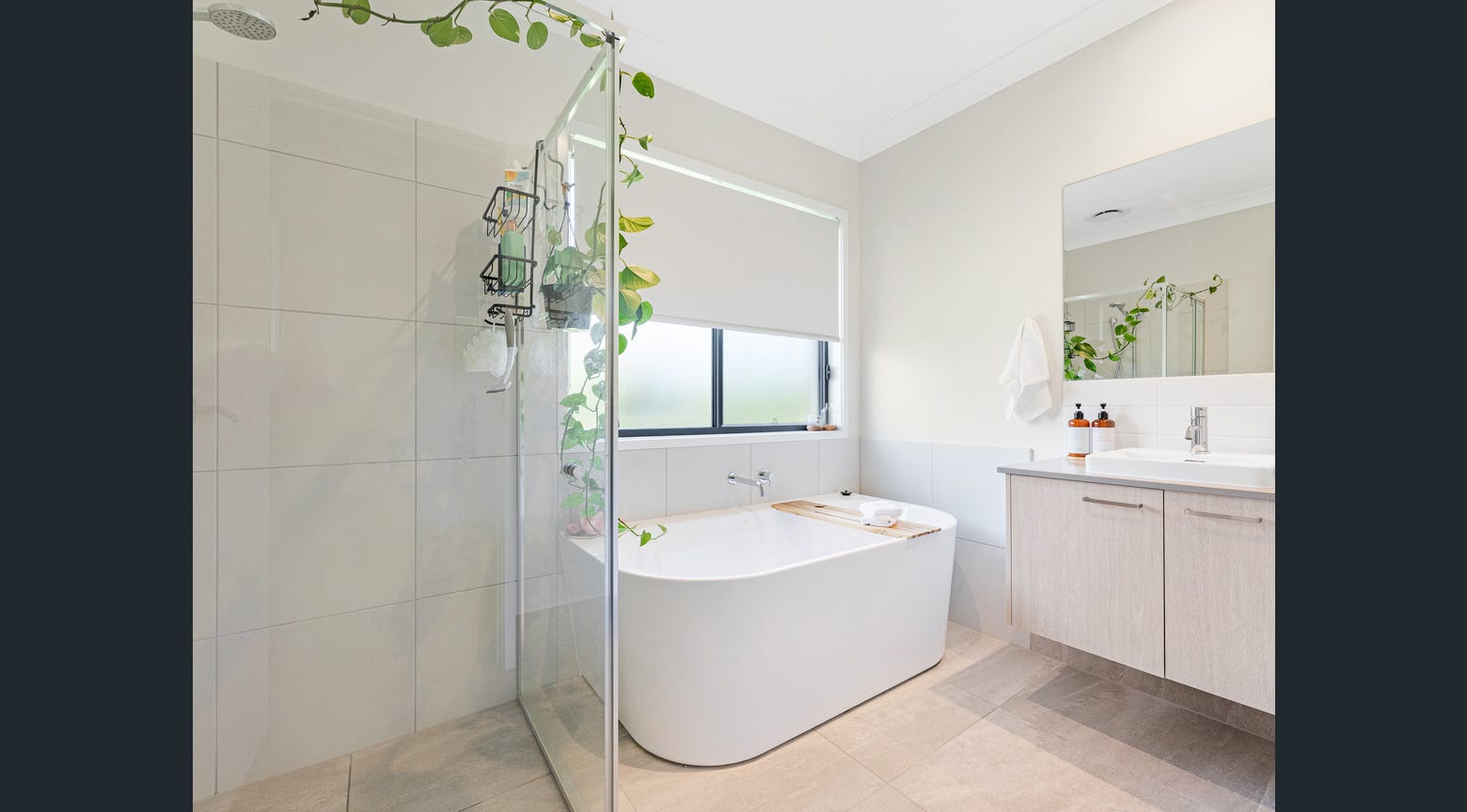 34 North Street, POINT VERNON, QLD 4655 AUS