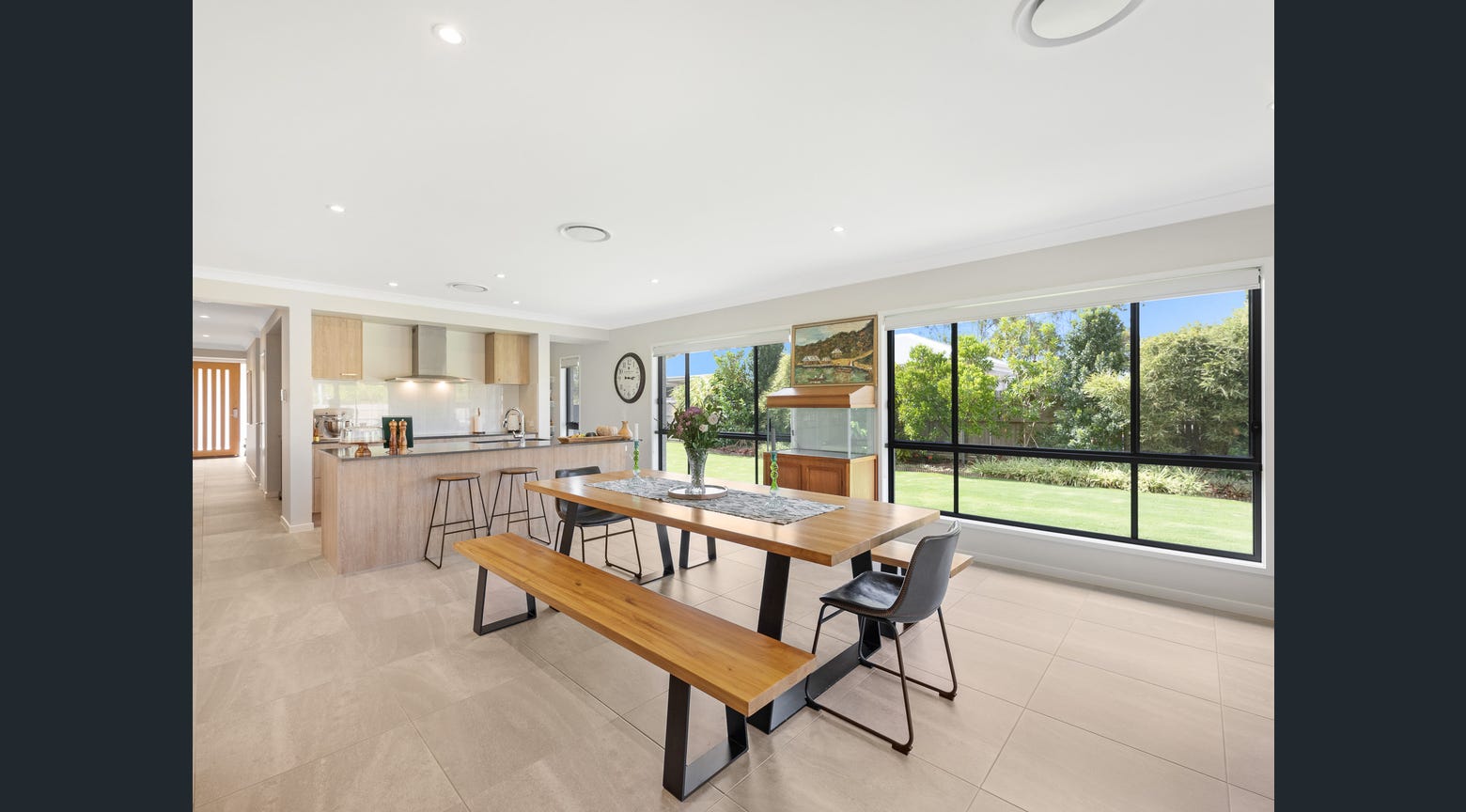 34 North Street, POINT VERNON, QLD 4655 AUS