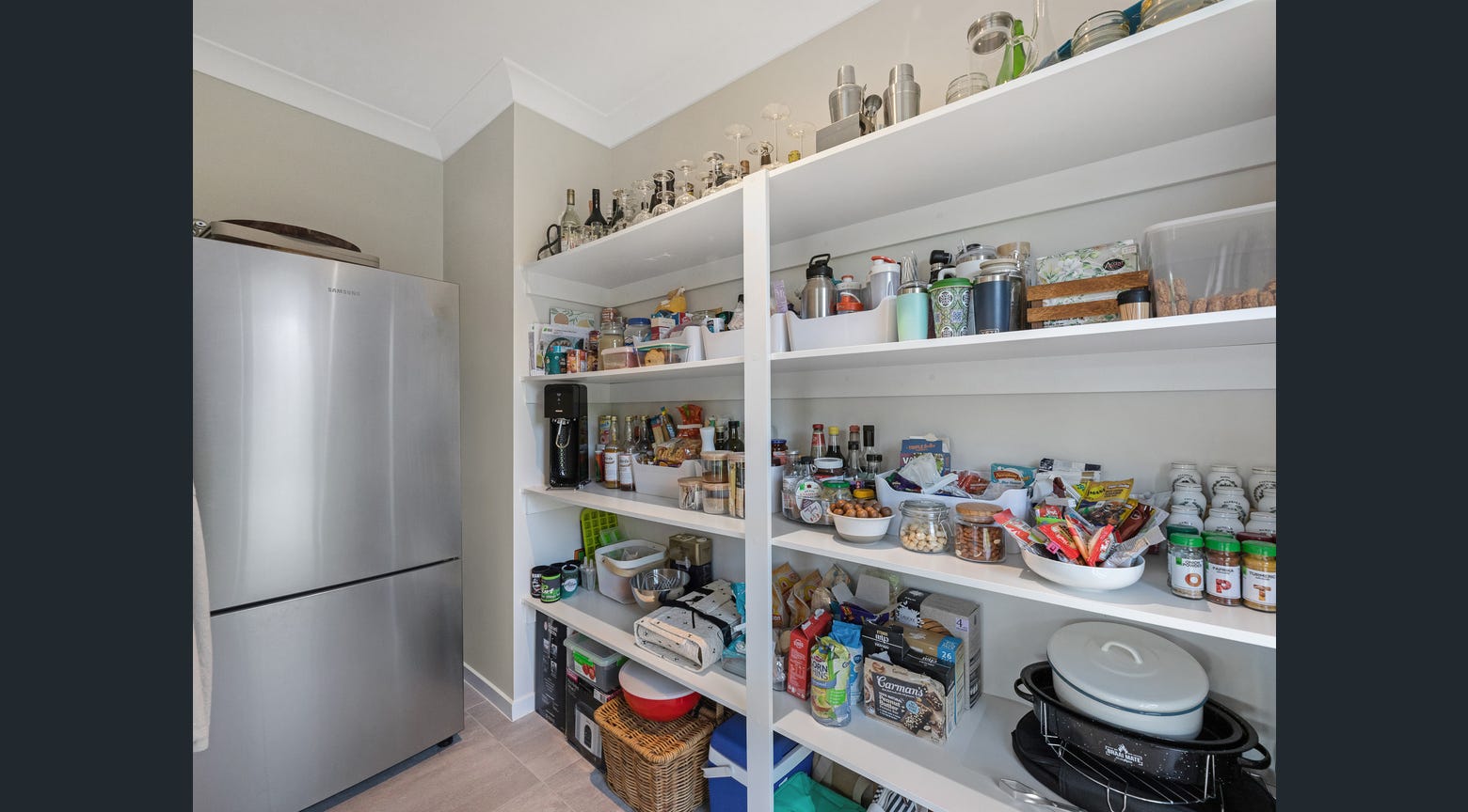 34 North Street, POINT VERNON, QLD 4655 AUS