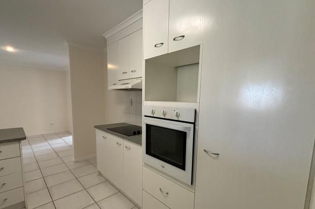 11 Mainsail Court, POINT VERNON, QLD 4655 AUS