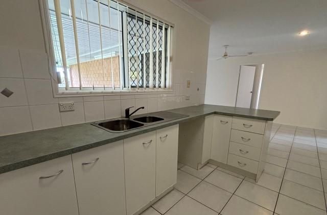 11 Mainsail Court, POINT VERNON, QLD 4655 AUS