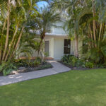 4 Palmwood Drive, DUNDOWRAN BEACH, QLD 4655 AUS