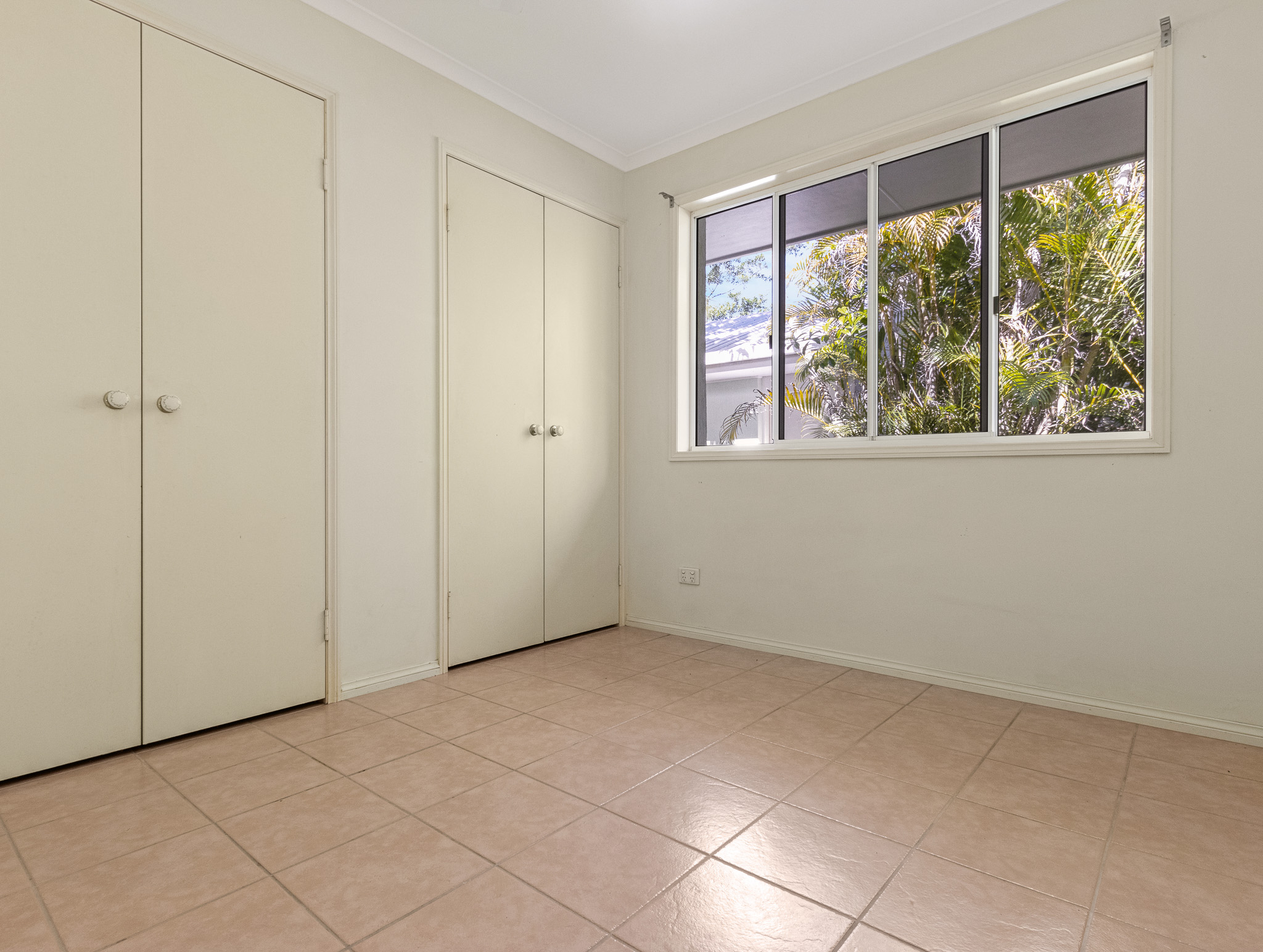 4 Palmwood Drive, DUNDOWRAN BEACH, QLD 4655 AUS