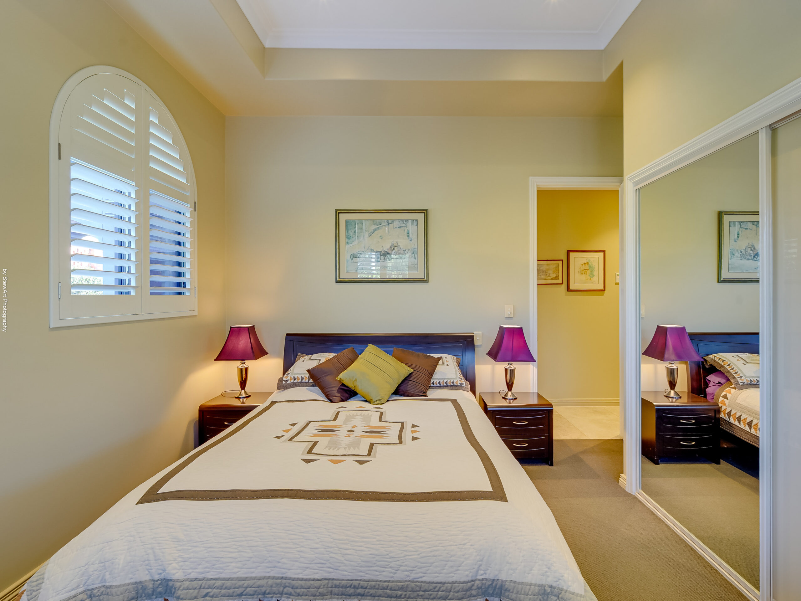 189 Esplanade, POINT VERNON, QLD 4655 AUS