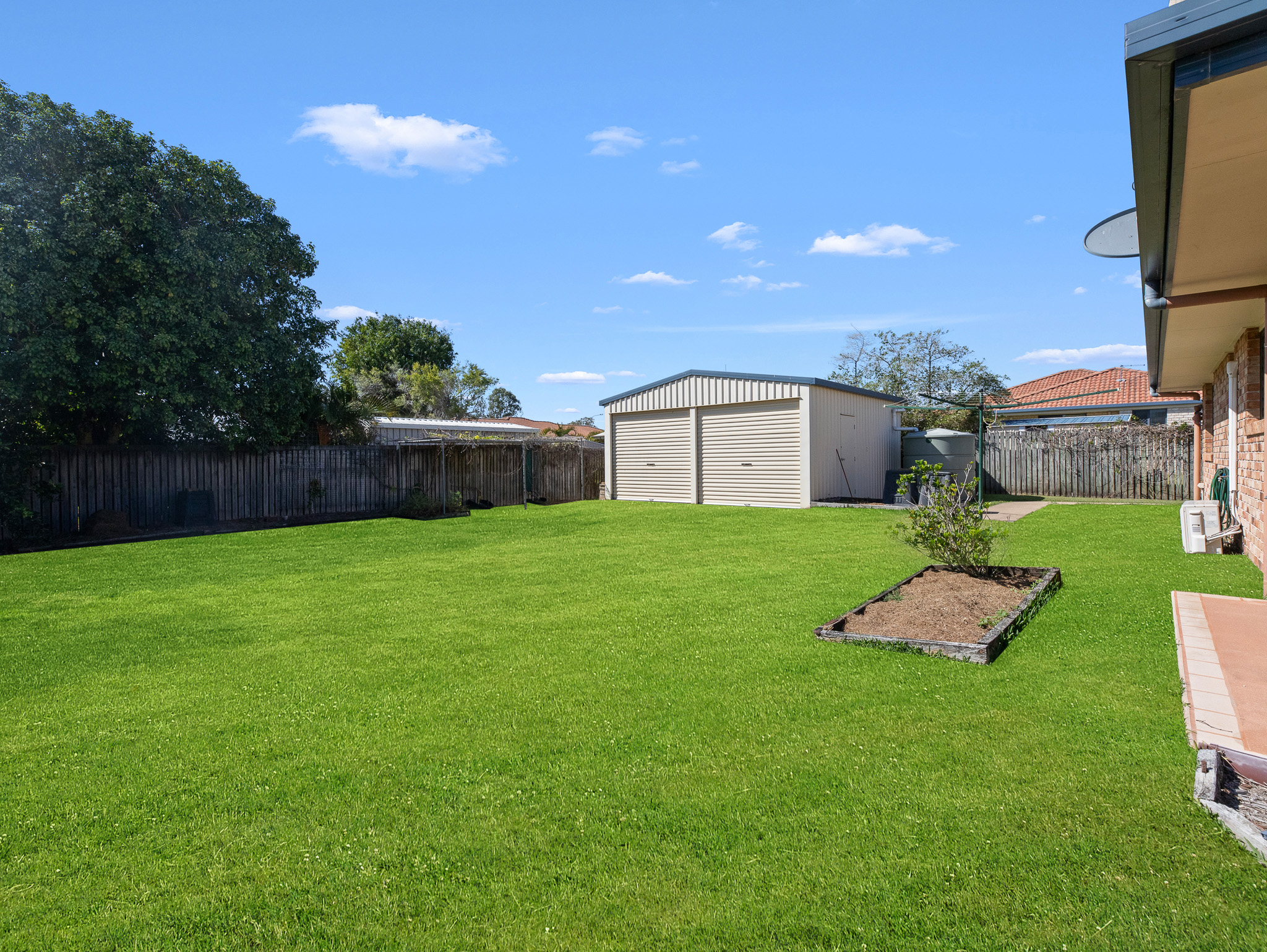 3 Carlisle Court, KAWUNGAN, QLD 4655 AUS