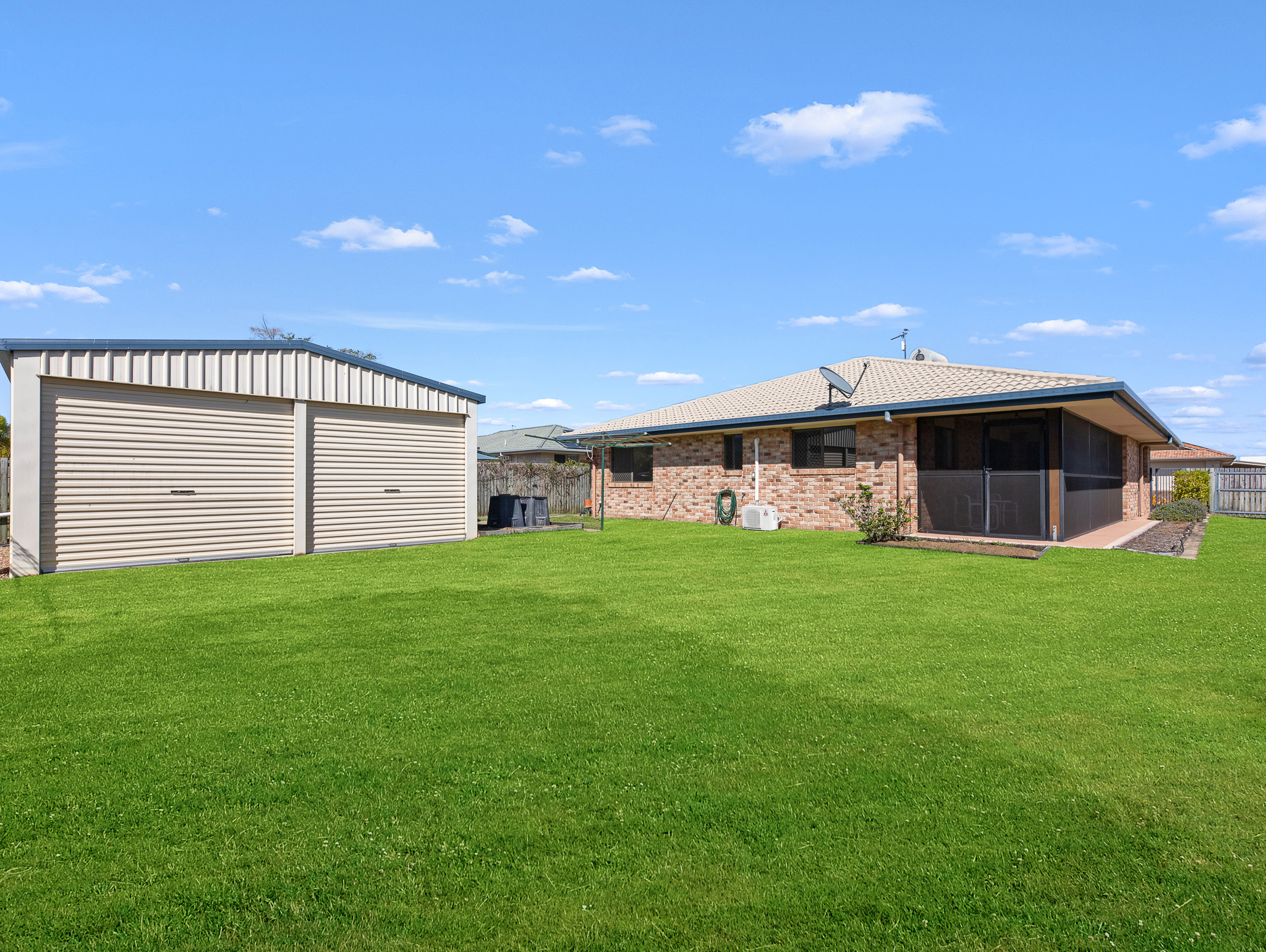 3 Carlisle Court, KAWUNGAN, QLD 4655 AUS
