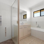 3 Carlisle Court, KAWUNGAN, QLD 4655 AUS