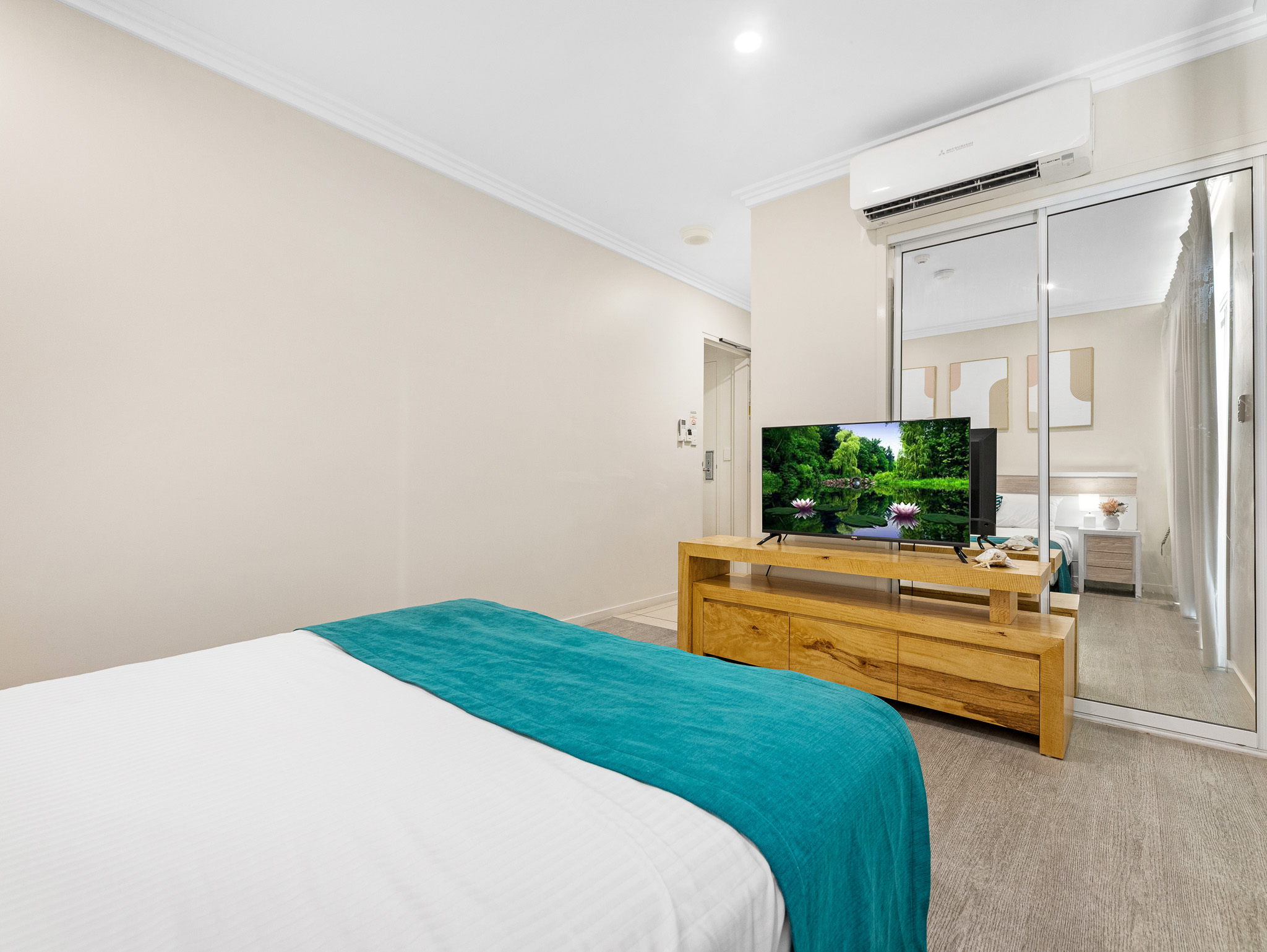 302/350 Esplanade, SCARNESS, QLD 4655 AUS