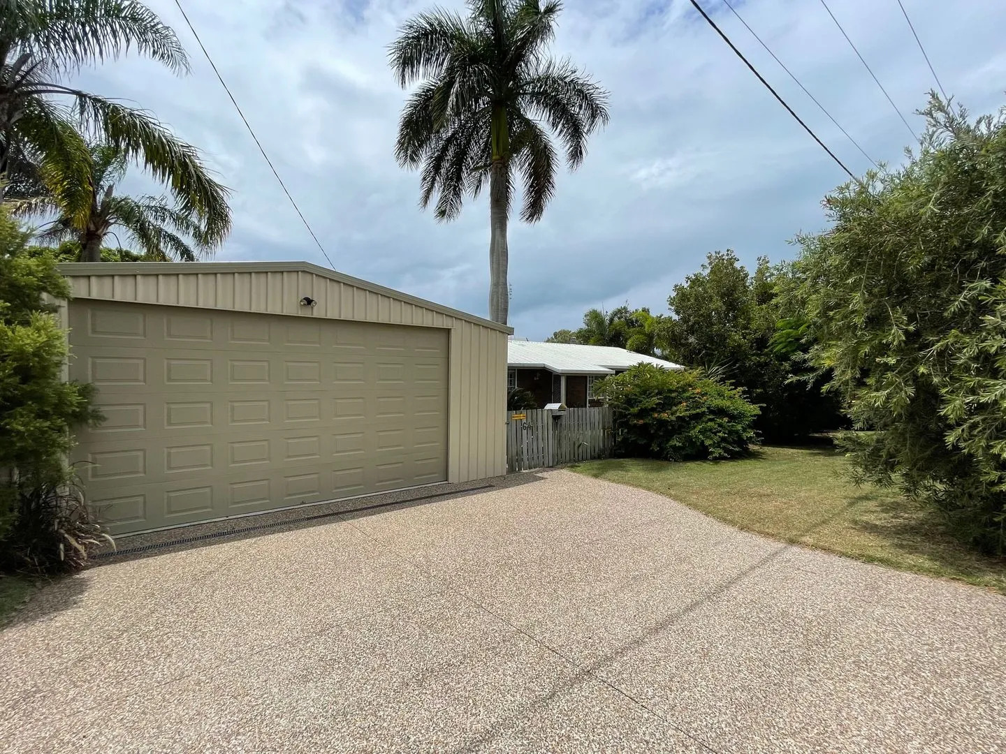 64 Helsham Street, POINT VERNON, QLD 4655 AUS