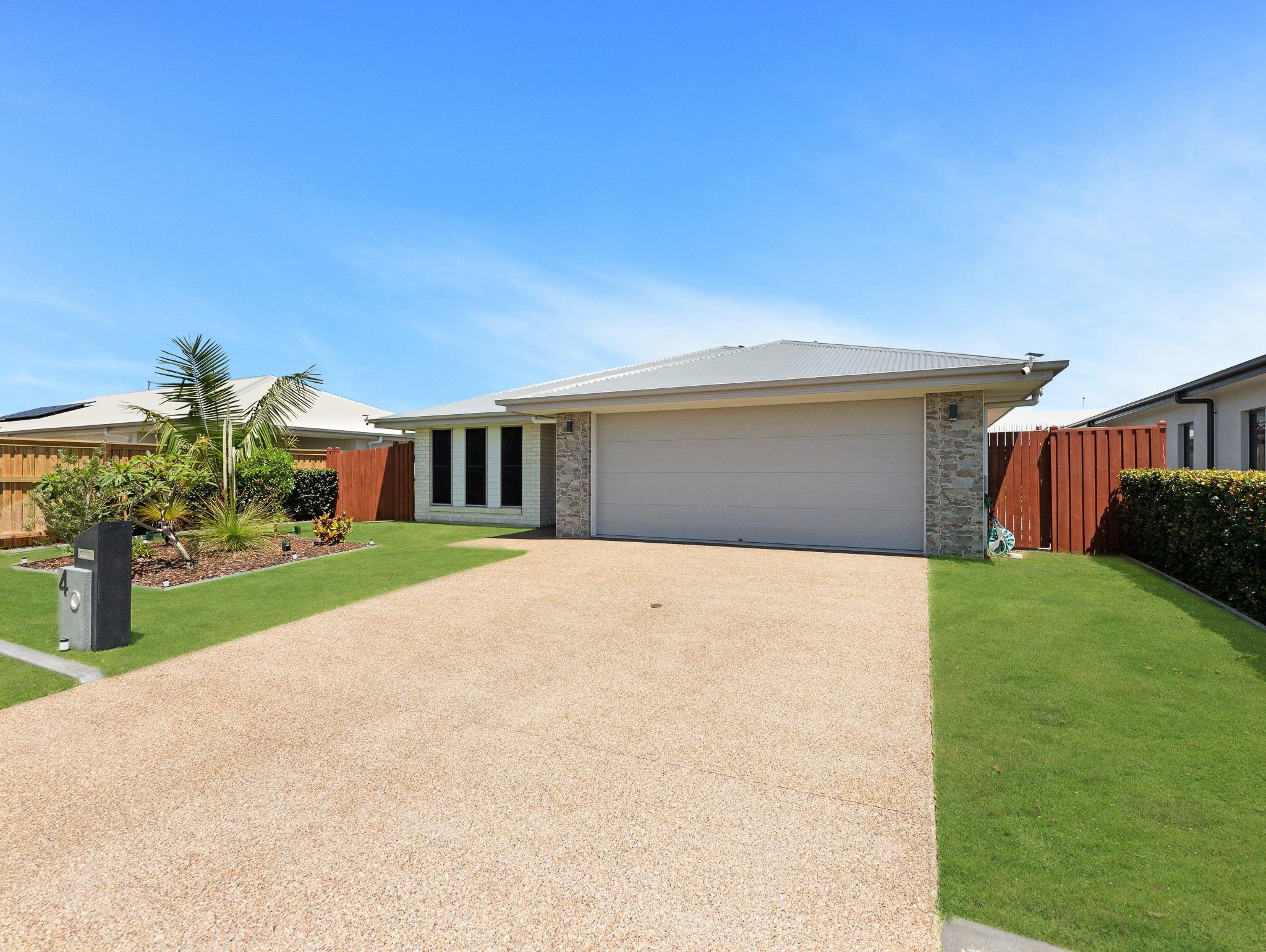 4 Seagull Circuit, POINT VERNON, QLD 4655 AUS