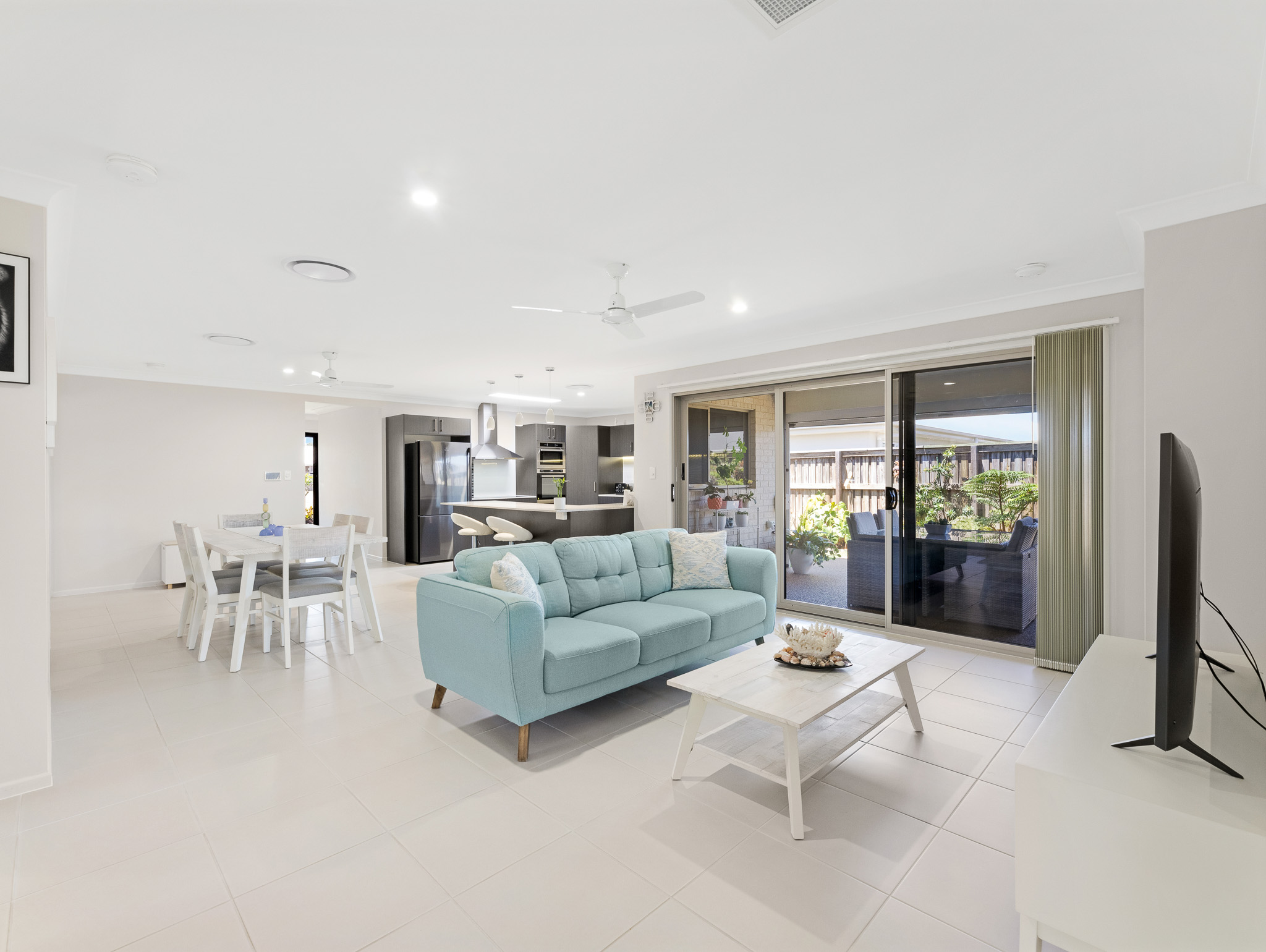 4 Seagull Circuit, POINT VERNON, QLD 4655 AUS