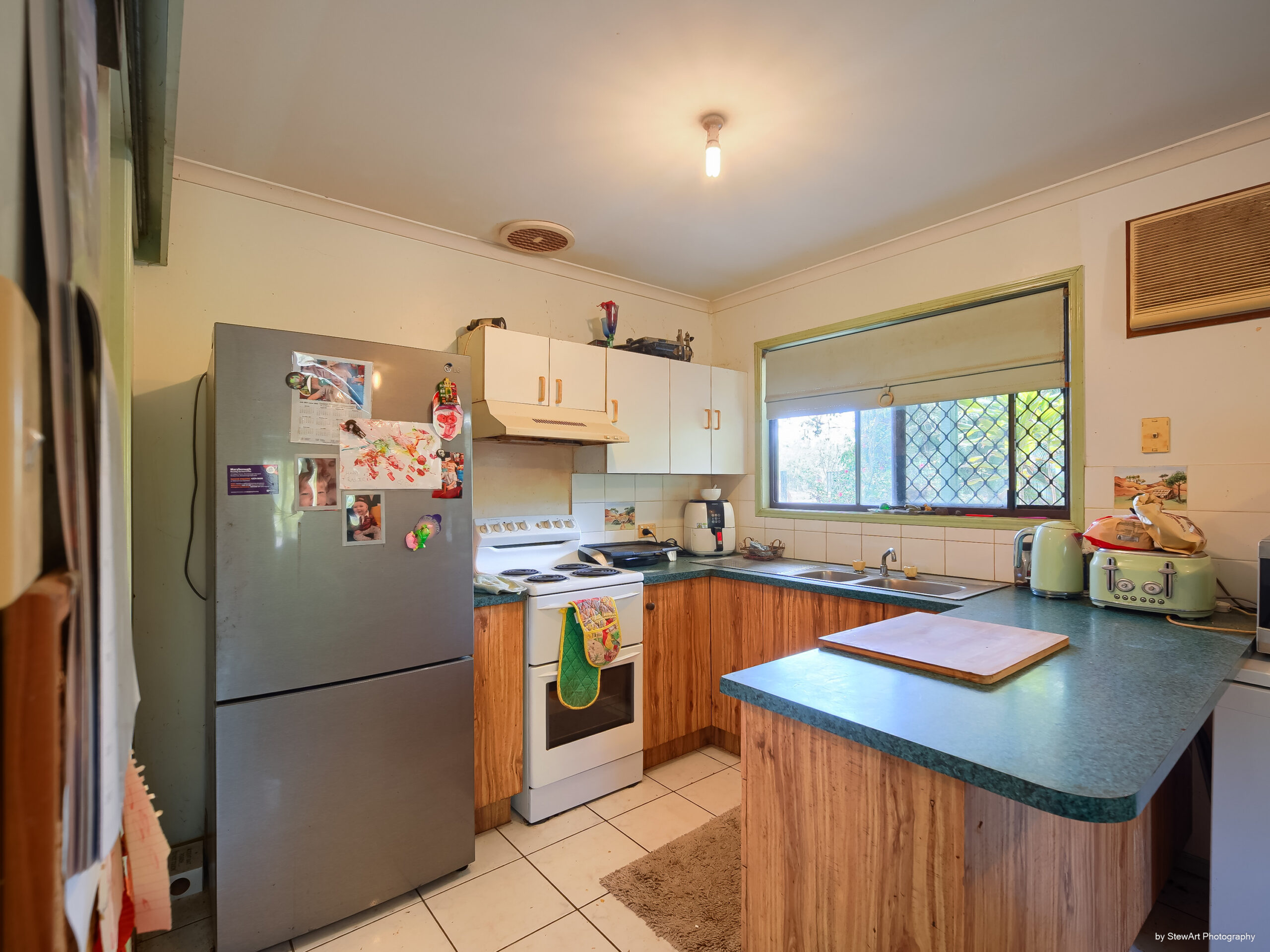 33 Shore Road West, BOORAL, QLD 4655 AUS