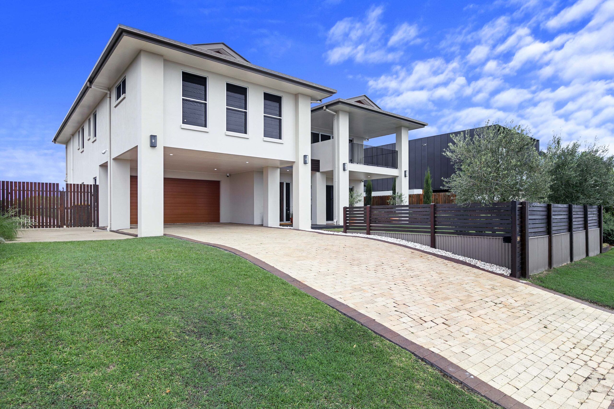 22 Sandy View Drive, NIKENBAH, QLD 4655 AUS