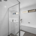 4 Avolet Crescent, RIVER HEADS, QLD 4655 AUS