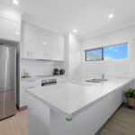 24 Gundesen Drive, URRAWEEN, QLD 4655 AUS