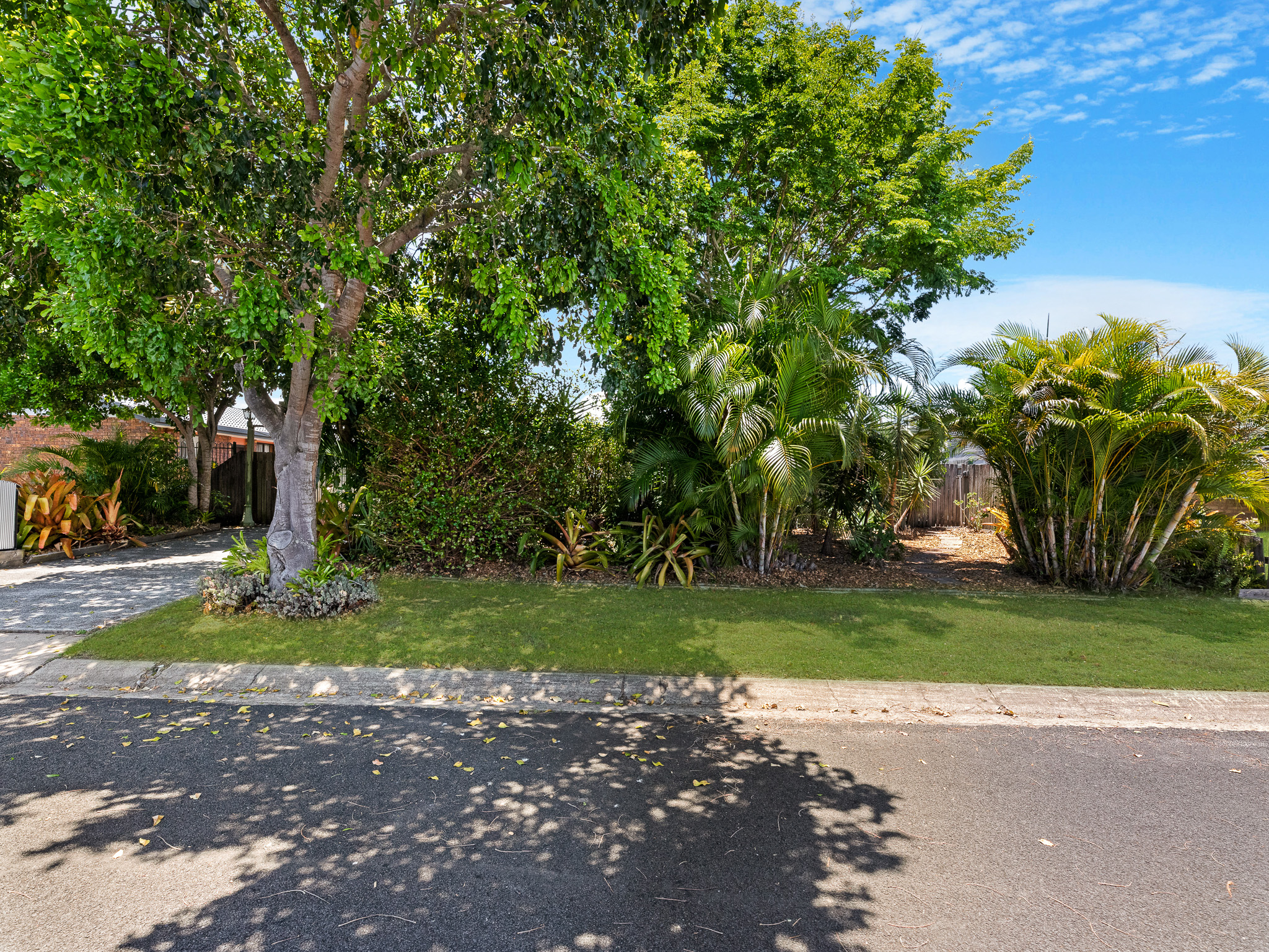5 Sandalan Way, URANGAN, QLD 4655 AUS