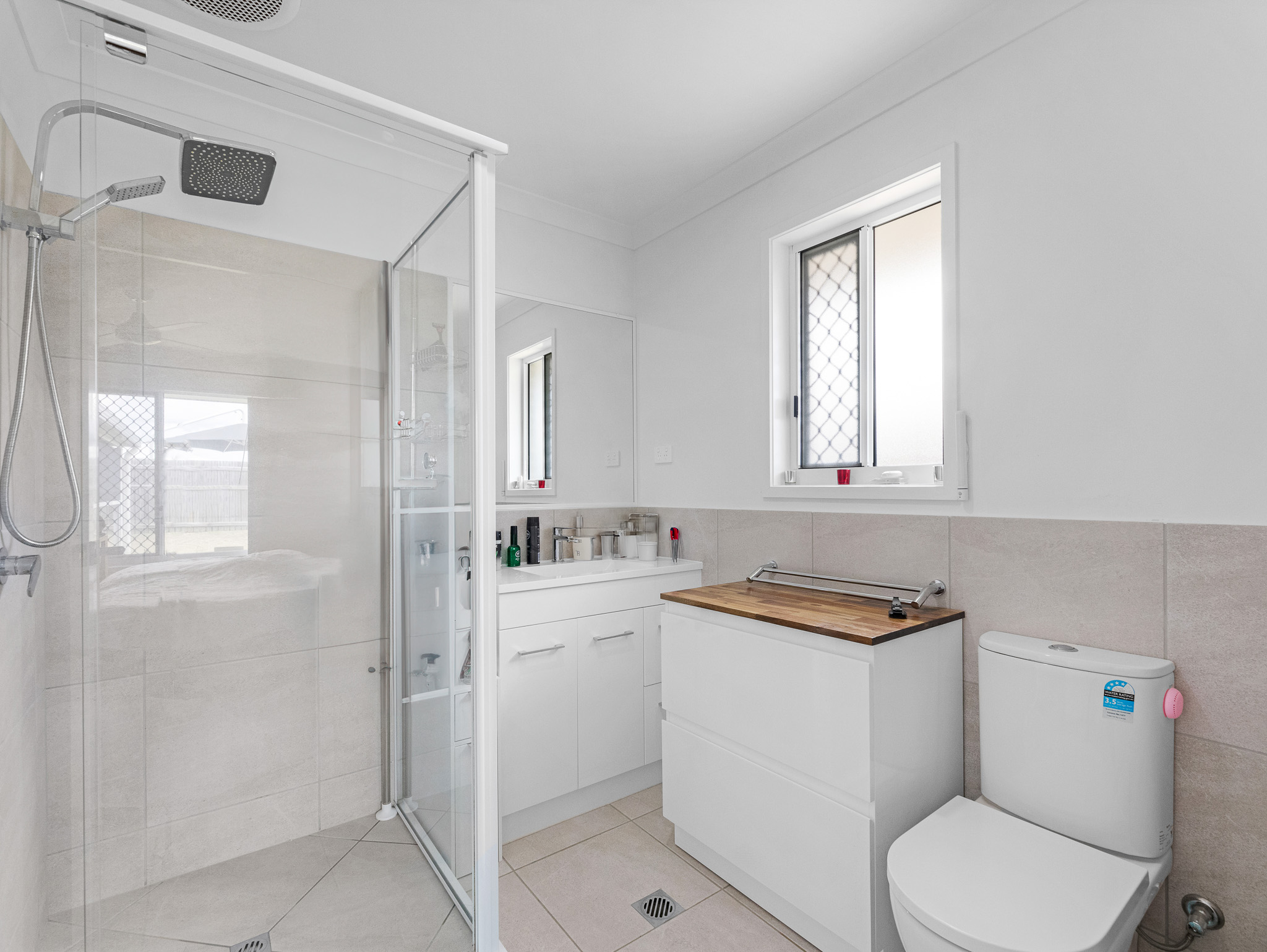 39 Bradman Way, URANGAN, QLD 4655 AUS