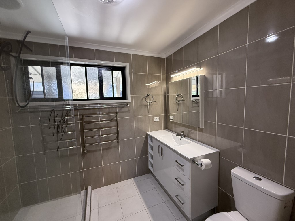 25 Turrum Street, SCARNESS, QLD 4655 AUS