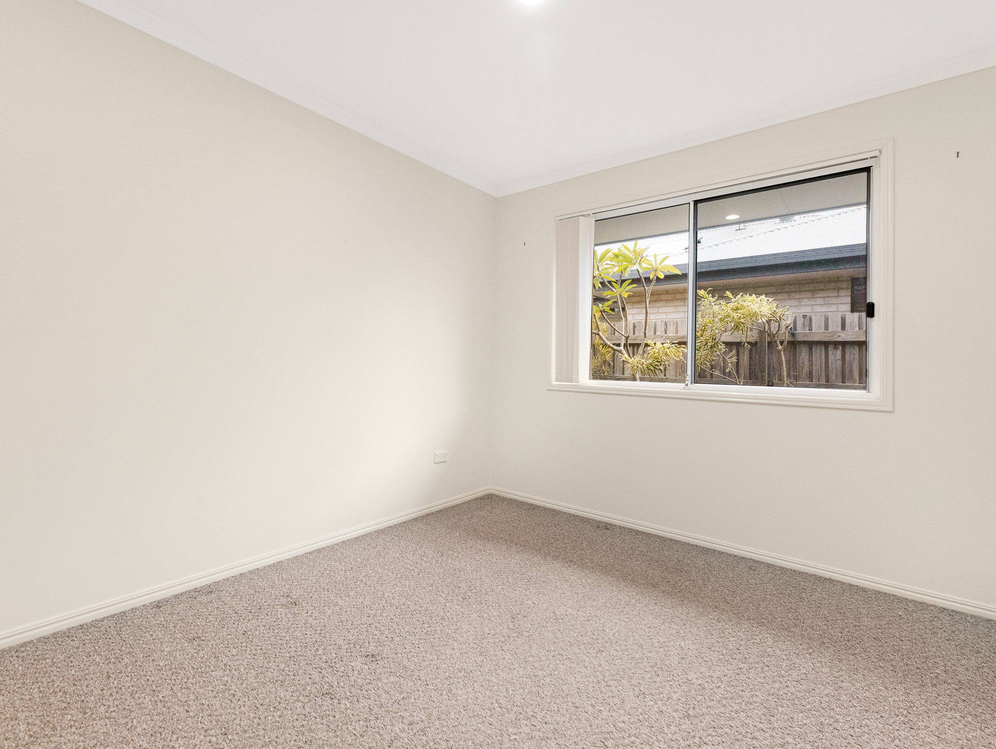 6 Dory Drive, POINT VERNON, QLD 4655 AUS