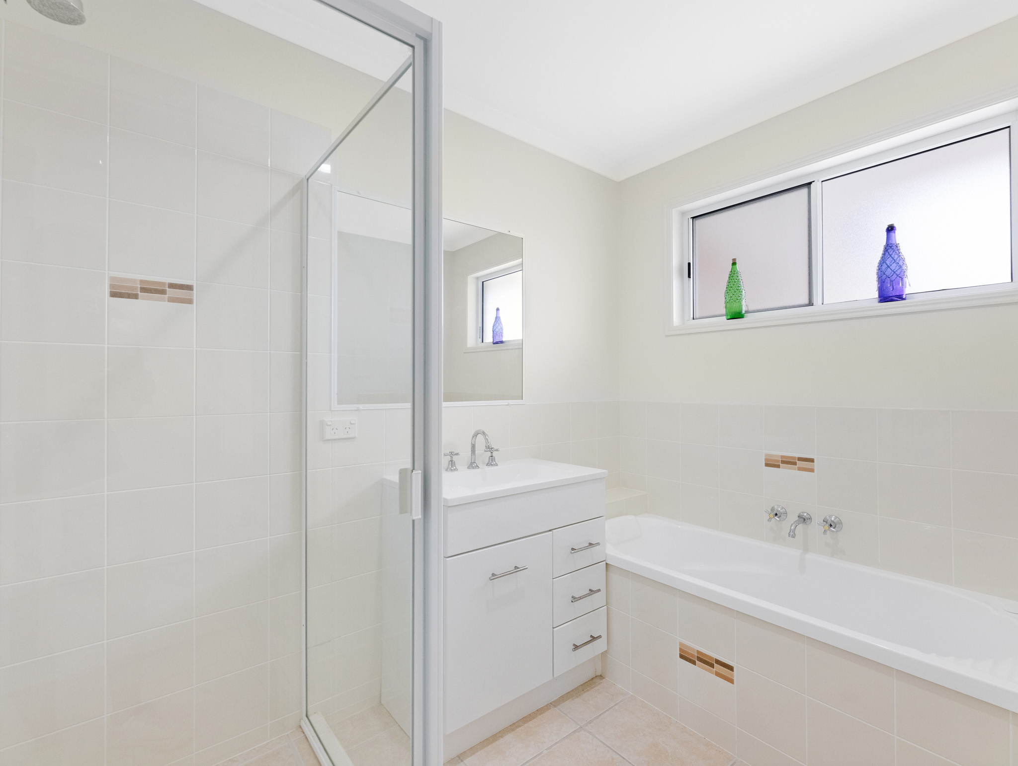 6 Dory Drive, POINT VERNON, QLD 4655 AUS