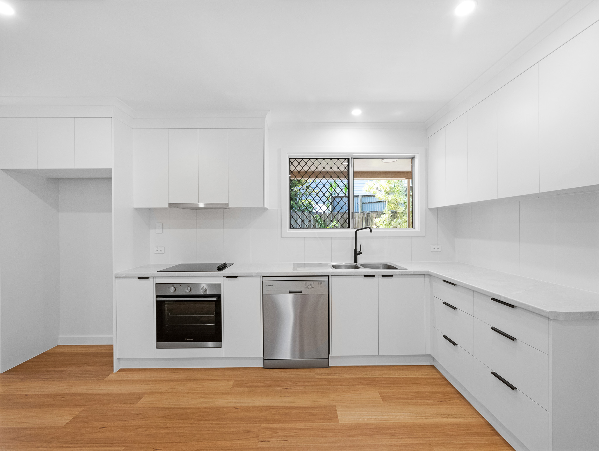 160 Cypress Street, URANGAN, QLD 4655 AUS