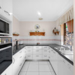 6 Woodland Close, TORQUAY, QLD 4655 AUS