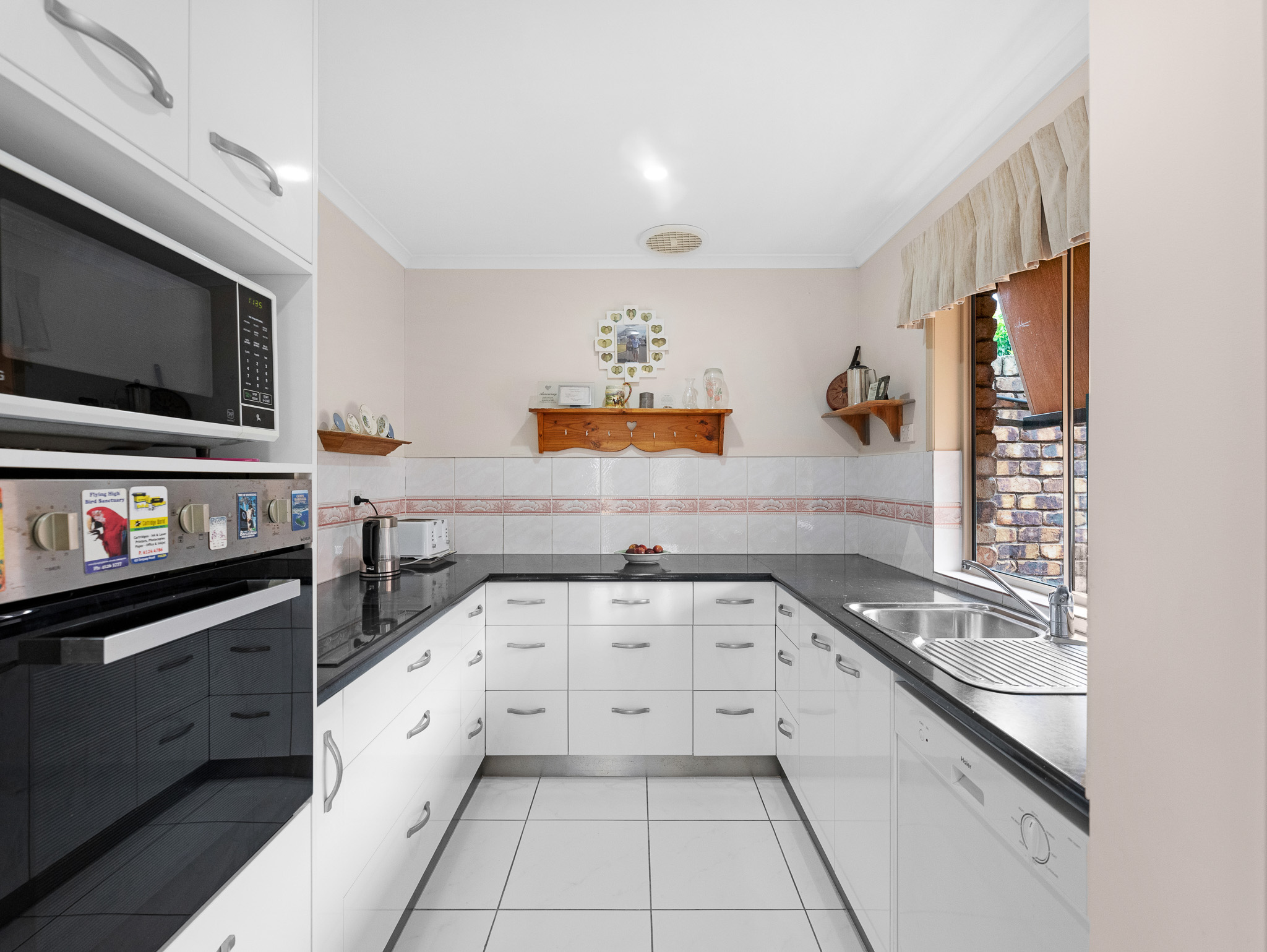 6 Woodland Close, TORQUAY, QLD 4655 AUS