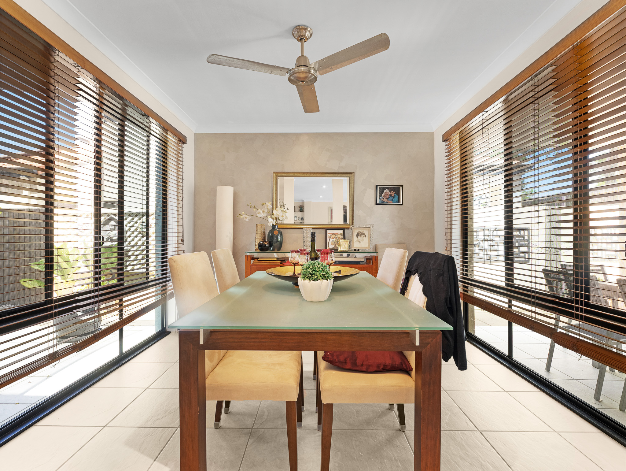 6/2 Barnstaple Street, TORQUAY, QLD 4655 AUS