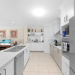 6/2 Barnstaple Street, TORQUAY, QLD 4655 AUS