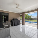2 Walkers Road, URANGAN, QLD 4655 AUS
