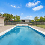 2 Walkers Road, URANGAN, QLD 4655 AUS