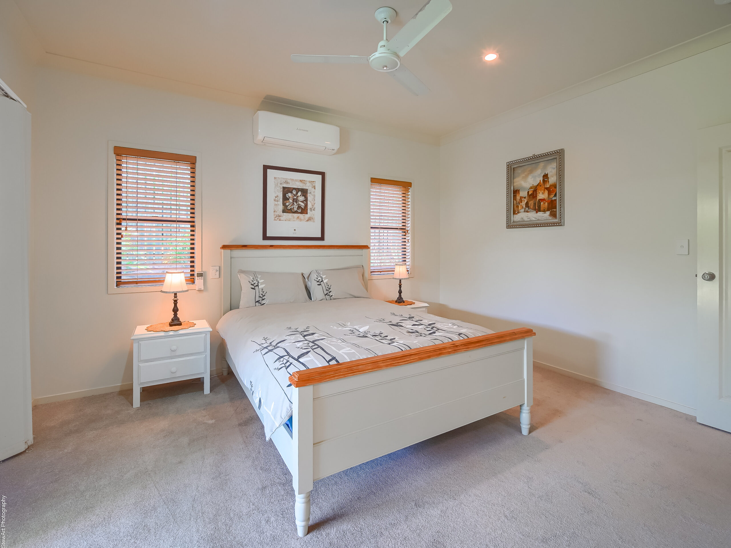 6 Pohlmann Court, SCARNESS, QLD 4655 AUS