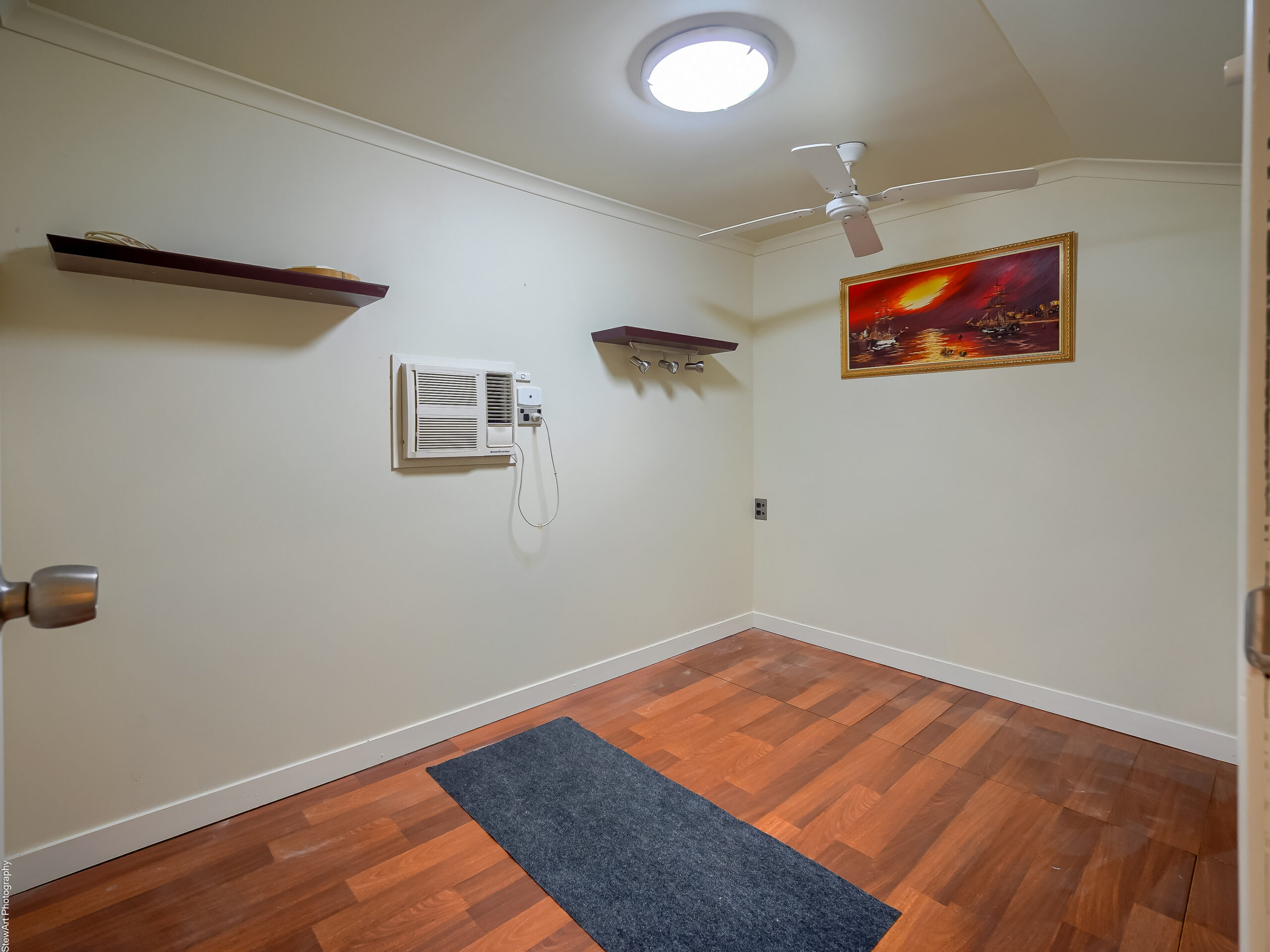 6 Pohlmann Court, SCARNESS, QLD 4655 AUS